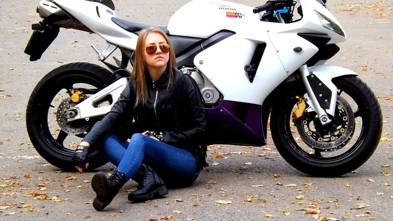 【教官ブログ】女性でもバイク免許は「いきなり大型」がおすすめ！